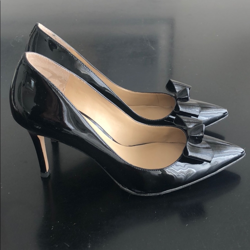 Ann Taylor Charlie Patent Bow Pump